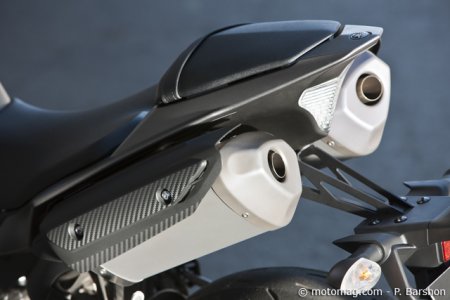 Essai Yamaha 1000 R1 2012 : plus de finesse