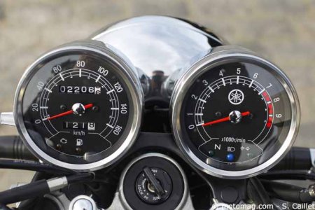 Yamaha SR 400 : Simplissime