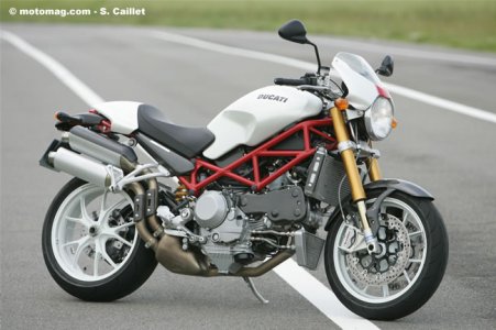 Ducati S4RS : machine de course