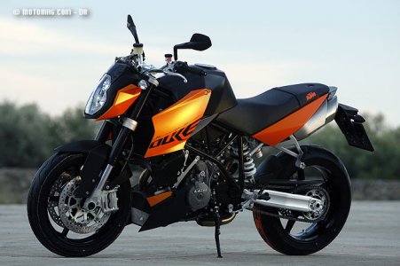 KTM 990 Super Duke : spartiate