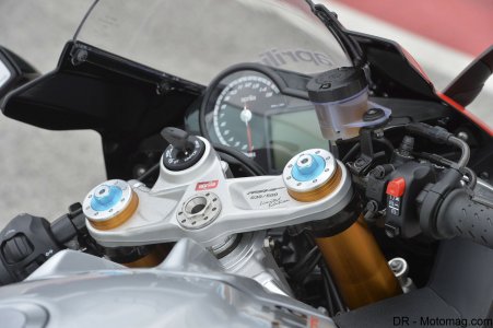 Aprilia Tuono RSV4 1000 : une appli sur son portable