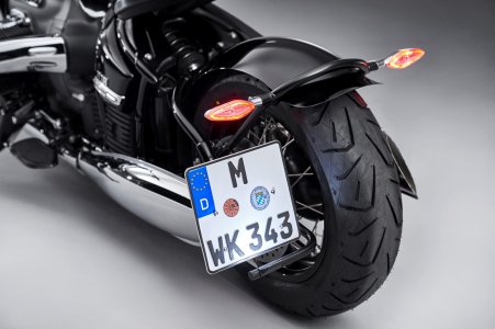 BMW R 18 2020 customisation plaque