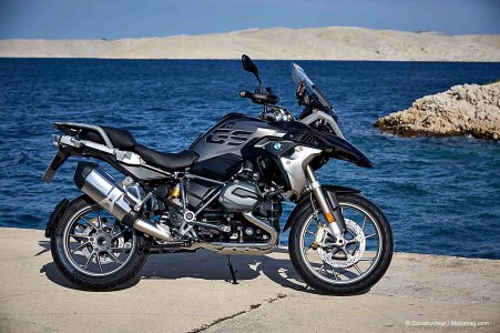 BMW R 1200 GS 2017 : Exclusive avec jantes à bâtons