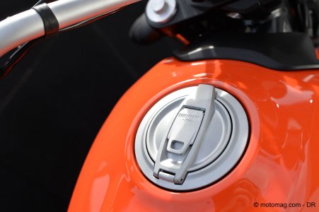 Ducati Scrambler Sixty2 : logo unique