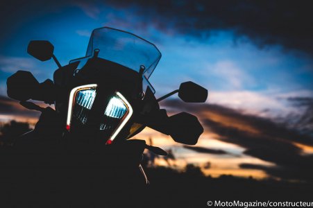 KTM Super Adventure 1290 S : signature visuelle