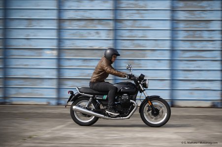 Moto Guzzi V7 III Special : anti-patinage utile