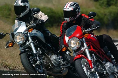 Ducati 1000 Monster S2R : tenue de route