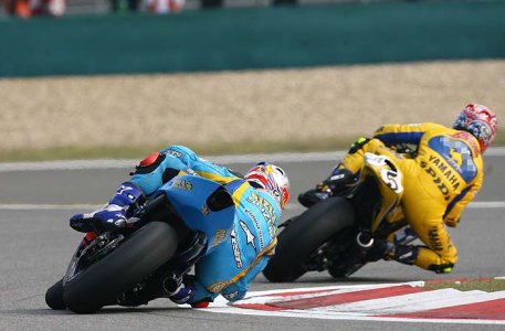 Colin Edwards devant son leader