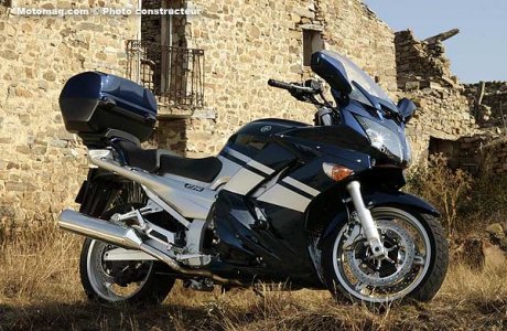 Yamaha 1300 FJR AS et S : finition