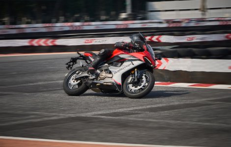 QJMotor SRK 600 RS