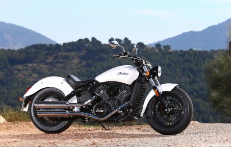 Indian Scout Sixty : néorétro