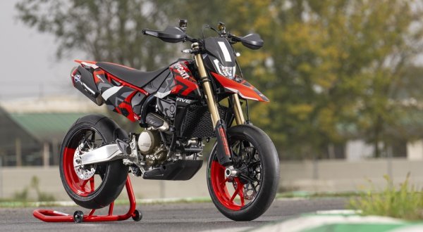 Ducati Hypermotard 698
