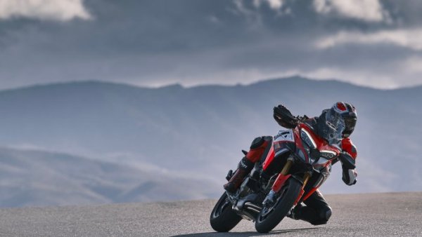 Ducati Multistrada V4 Pikes Peak {JPEG}