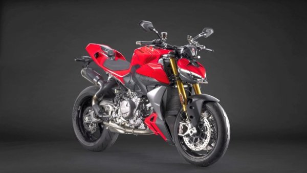 Ducati Streetfighter V2 2025 {JPEG}