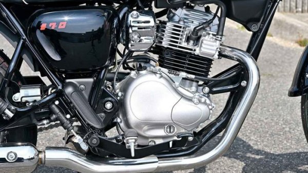 Kawasaki W 230 et Meguro S1 moteur {JPEG}