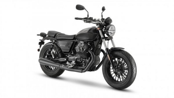 Moto Guzzi V9 Bobber 2021 noir {JPEG}