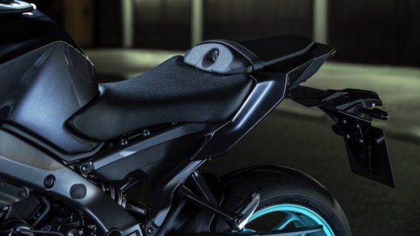 Yamaha MT-09 2024 {JPEG}