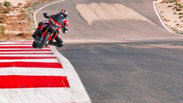 Ducati Multistrada V4 Pikes Peak {JPEG}