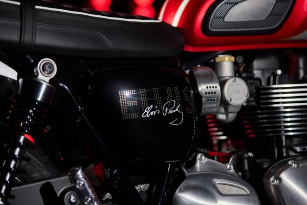 Triumph Bonneville Elvis Presley {JPEG}