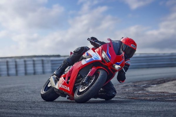 Honda CBR650R 2024 {JPEG}