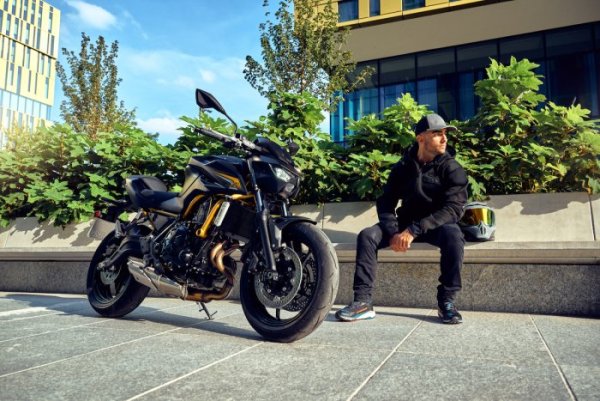 Kawasaki Z650 S 2026 {JPEG}