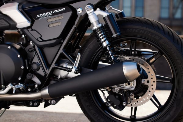Triumph présente sa Speed Twin 900 2025