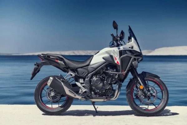 Honda NX500 2024 {JPEG}