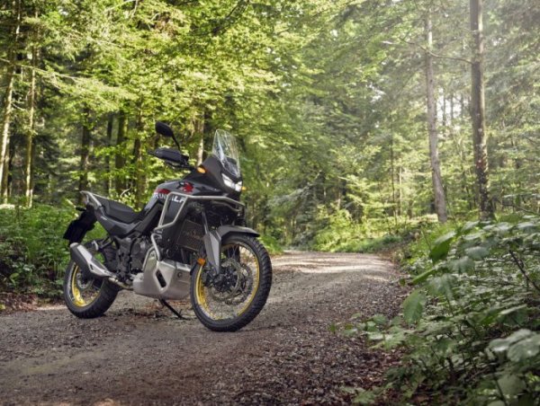 Honda XL750 Transalp 2025 {JPEG}